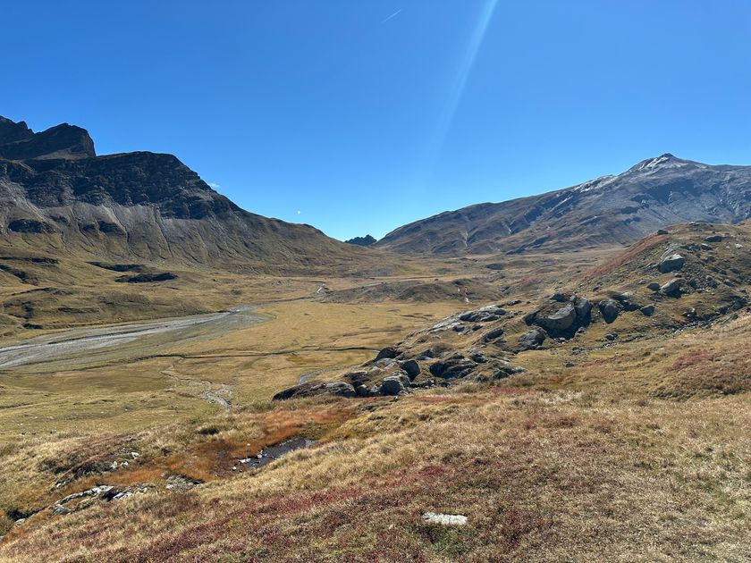 Tiefblick in die Greina