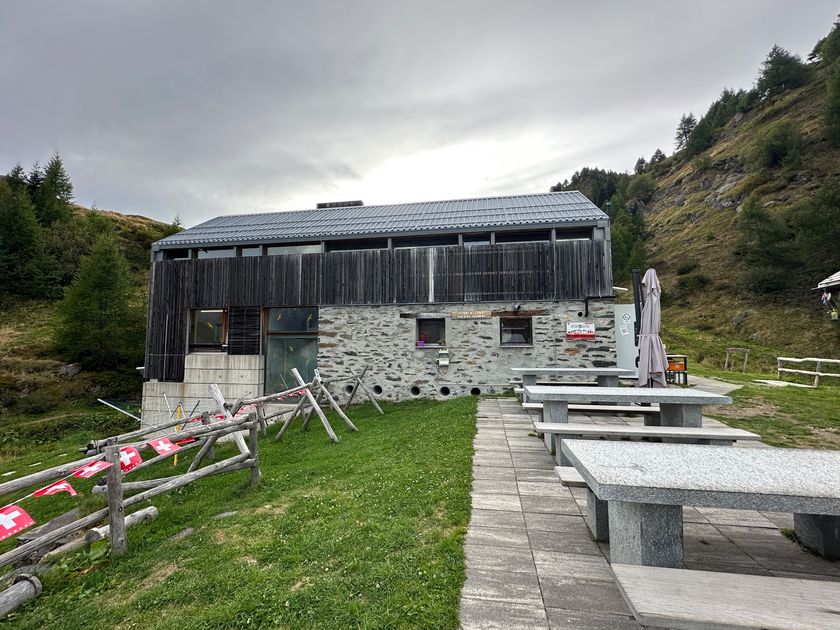 Bovarinahütte