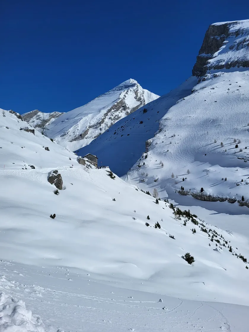 Bild zur Wanderung Sunnbüel - Gemmipass