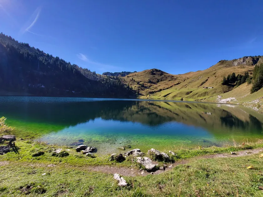 Bild zur Wanderung Den Seen entlang aufs Stockhorn
