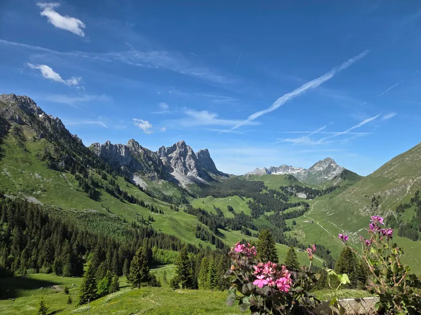 Rundtour um die Gastlosen